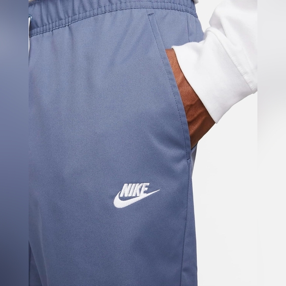 Nike Club Woven Tapered-Leg Pants Light Blue Medium Joggers Twill Streetwear Men - Picture 2 of 9
